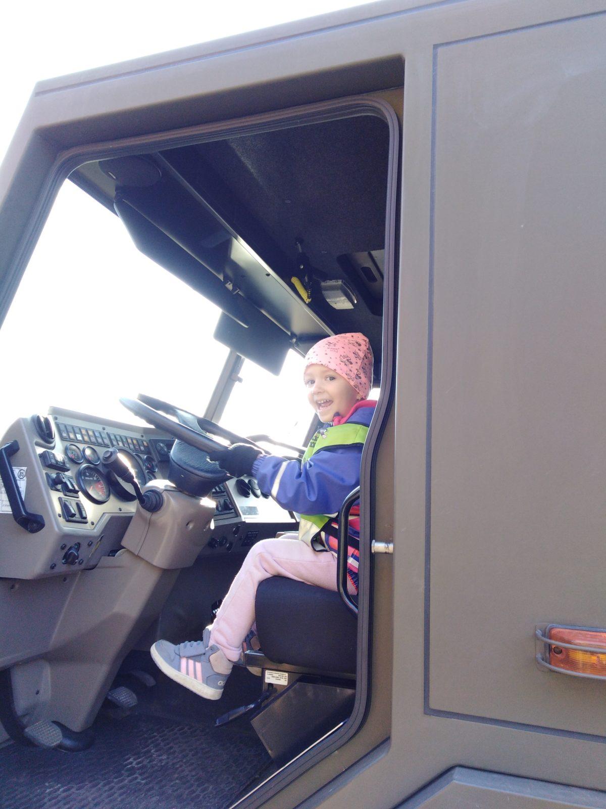 Broučci: návštěva u vojáků - 3