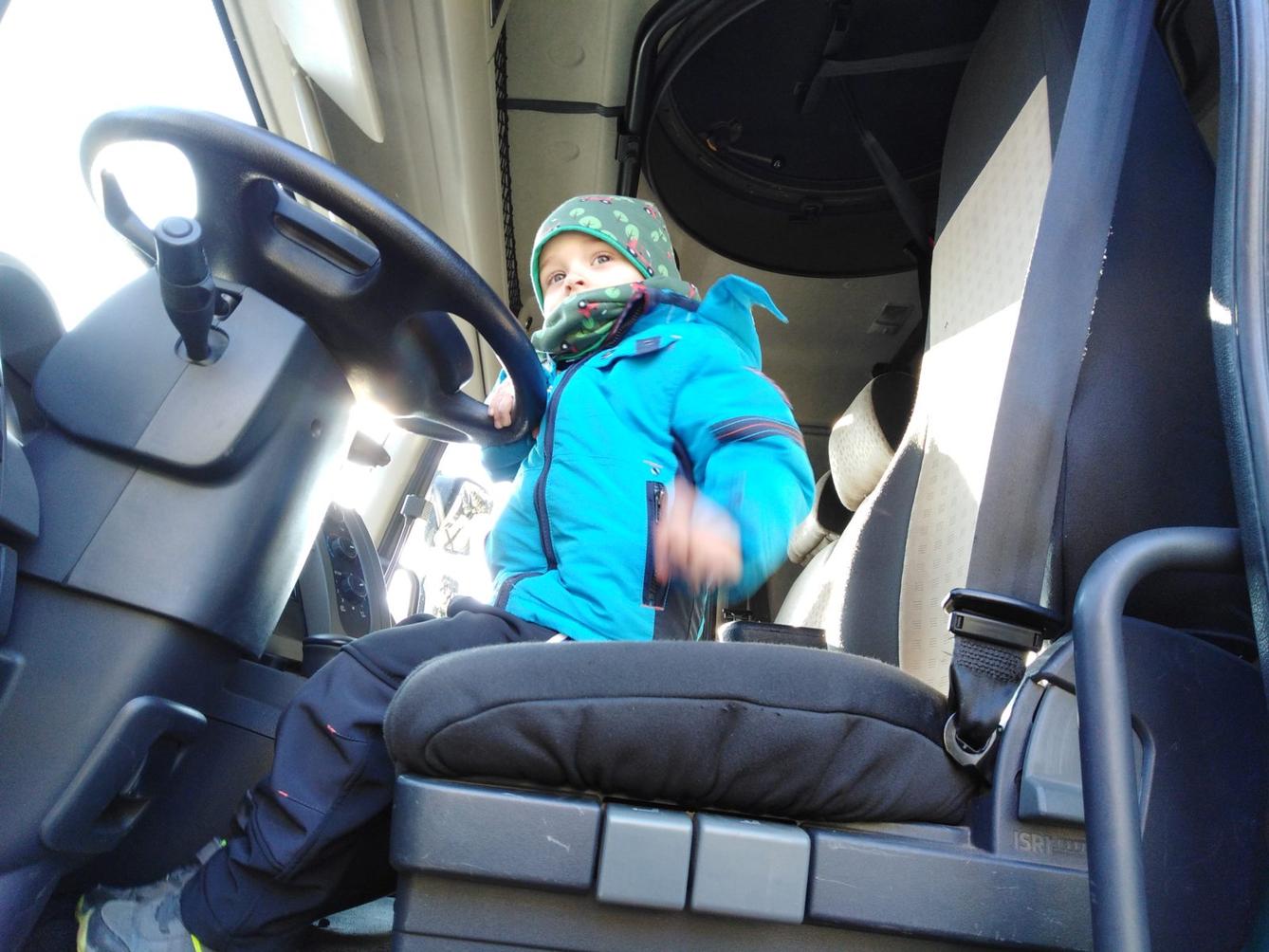 Broučci: návštěva u vojáků - 6