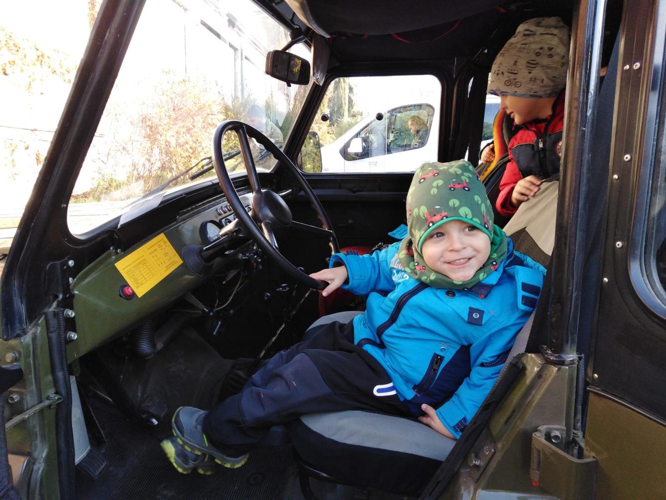 Broučci: návštěva u vojáků - 22