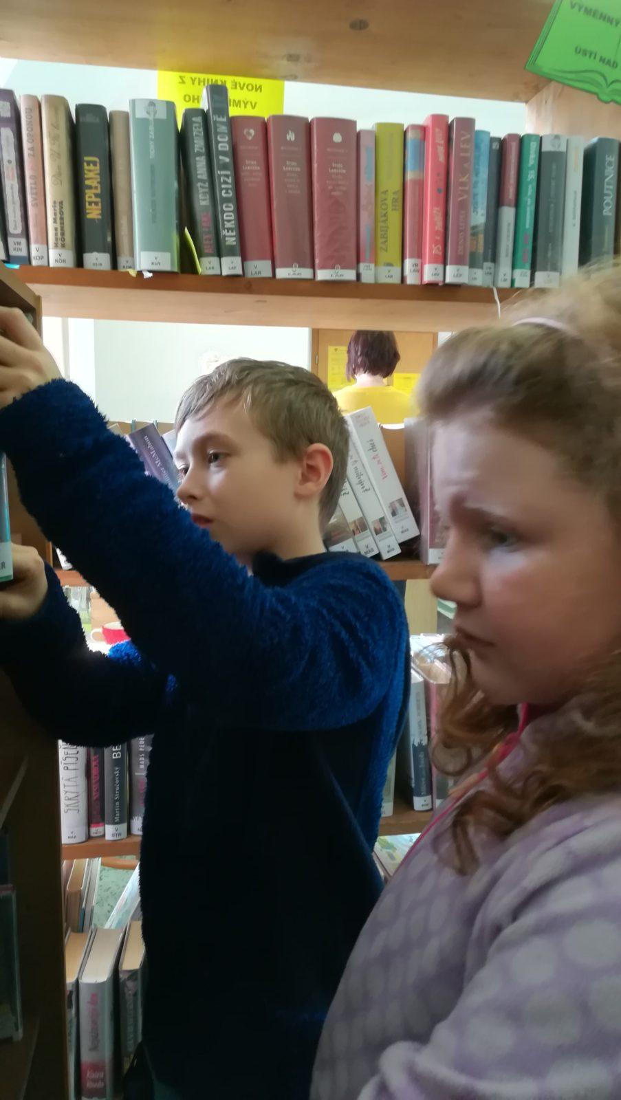 Návštěva místní knihovny - 4.B - 7