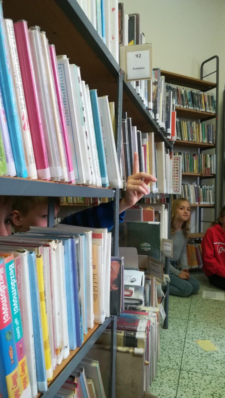 Návštěva místní knihovny - 4.B - 13
