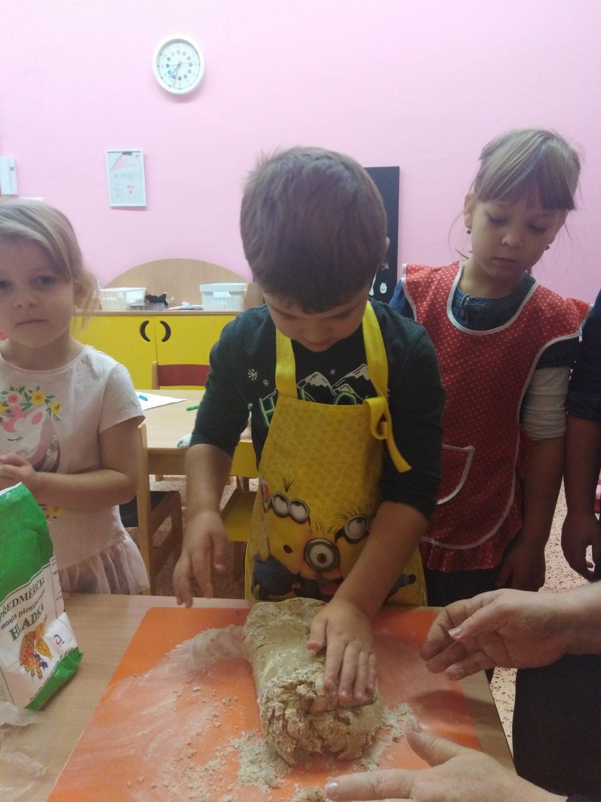 příprava na Vánoce: pečeme perníčky:-) - 27