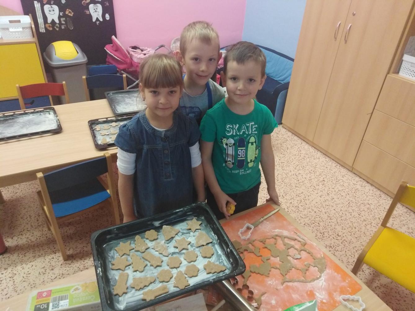 příprava na Vánoce: pečeme perníčky:-) - 32