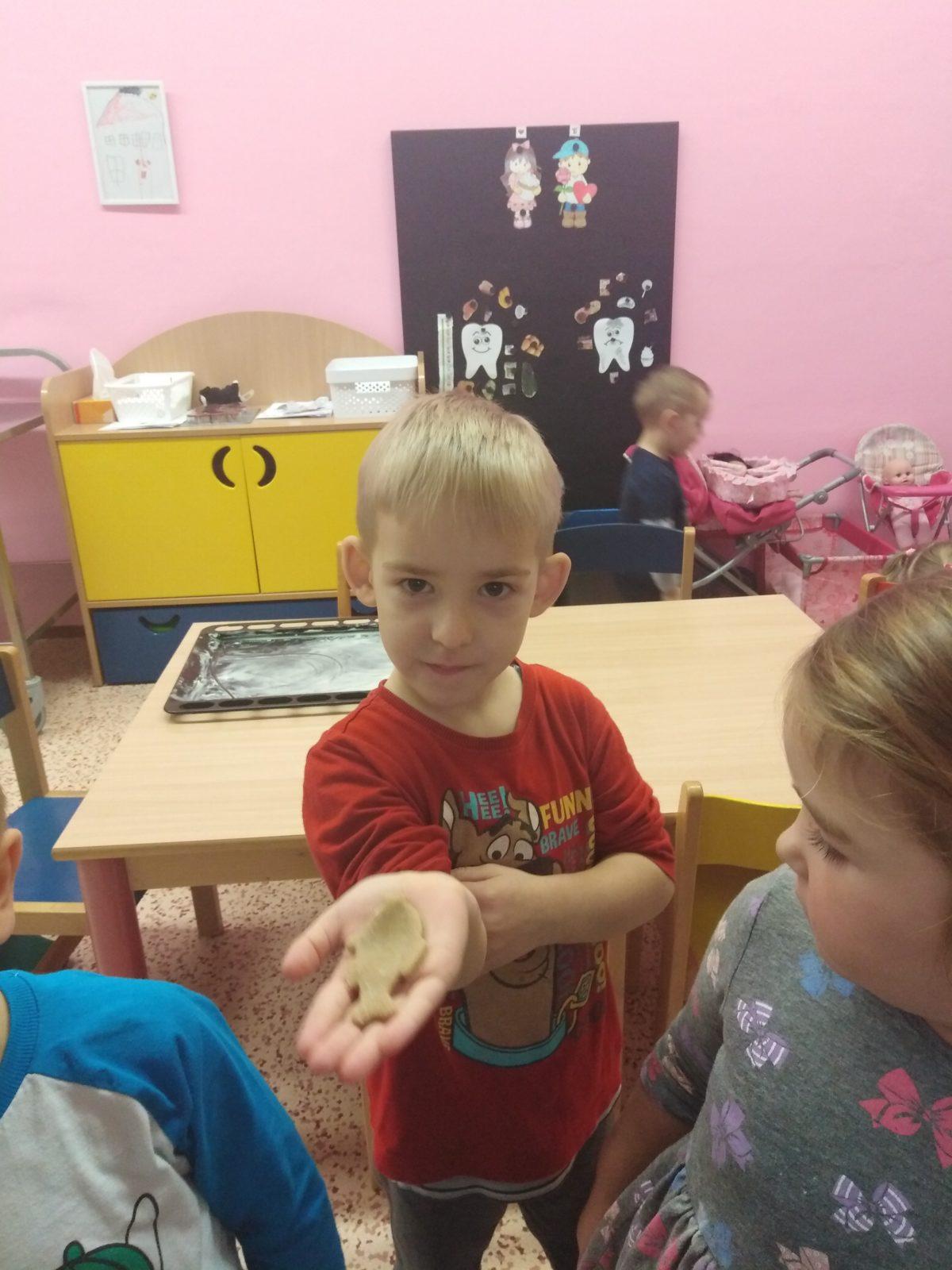 příprava na Vánoce: pečeme perníčky:-) - 45