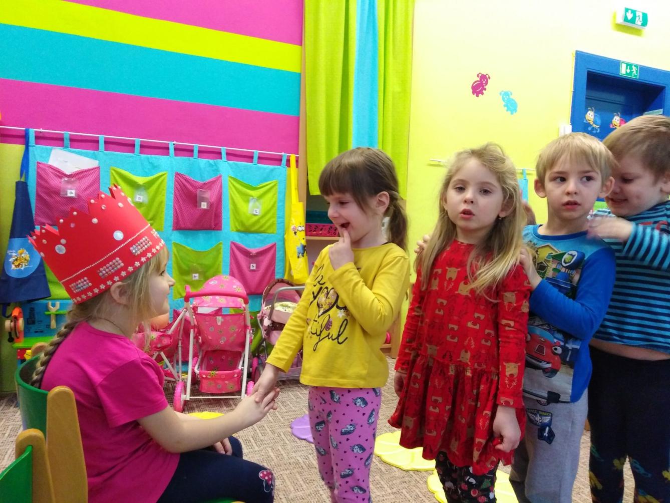 Broučci slaví: Barunka měla narozeniny - 4