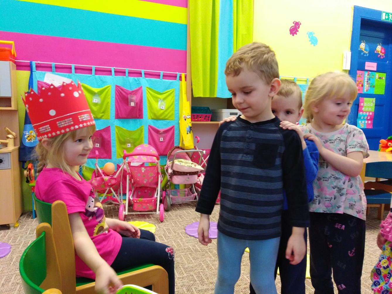 Broučci slaví: Barunka měla narozeniny - 8