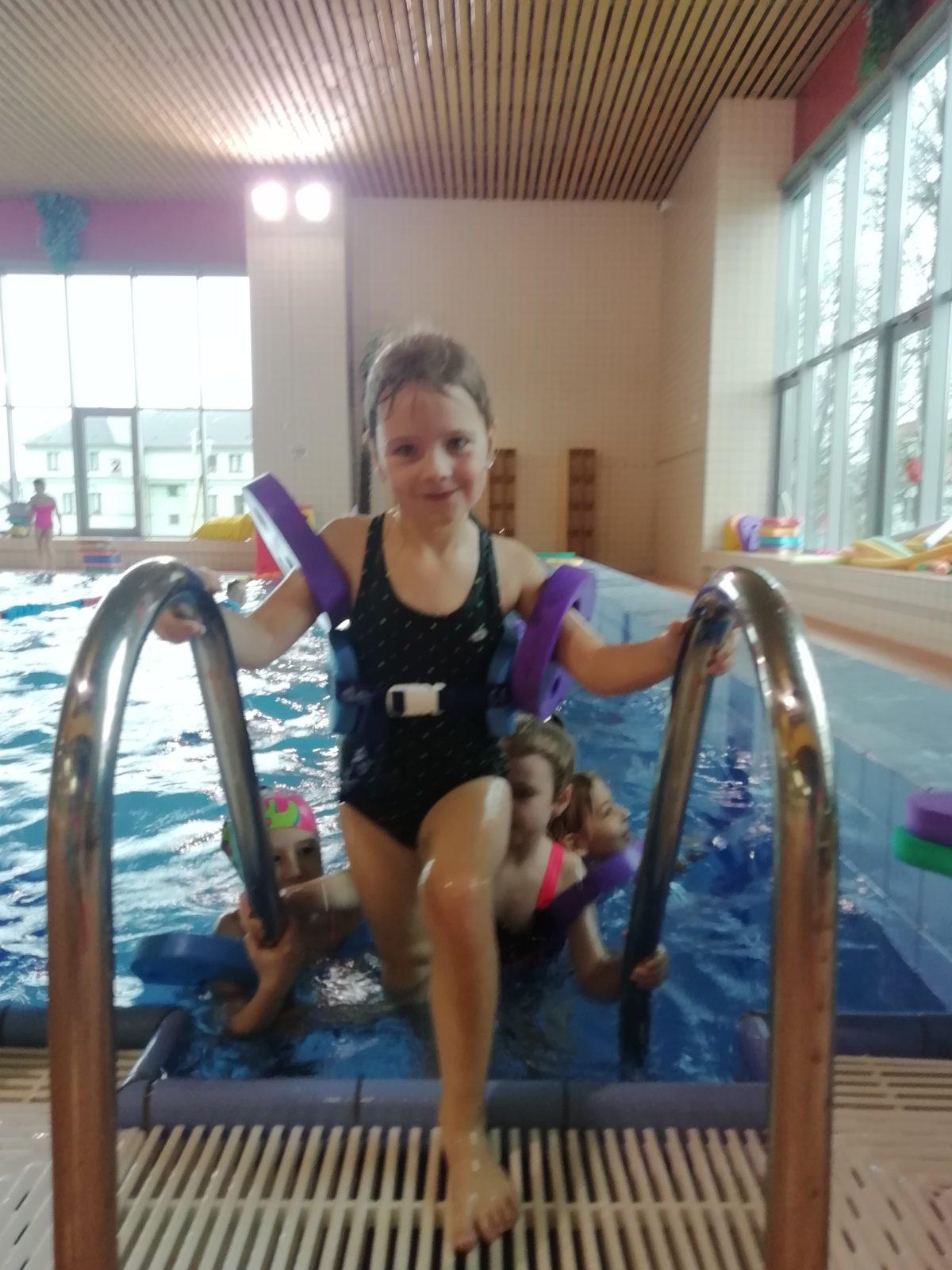 První plavání 1. +  4.A,B třídy - 2