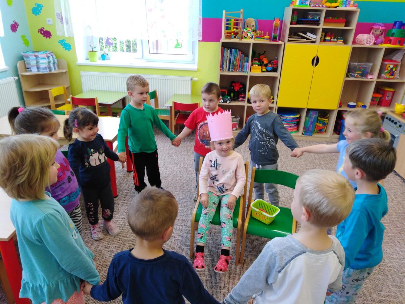 Broučci slaví: Markétka měla narozeniny - 2