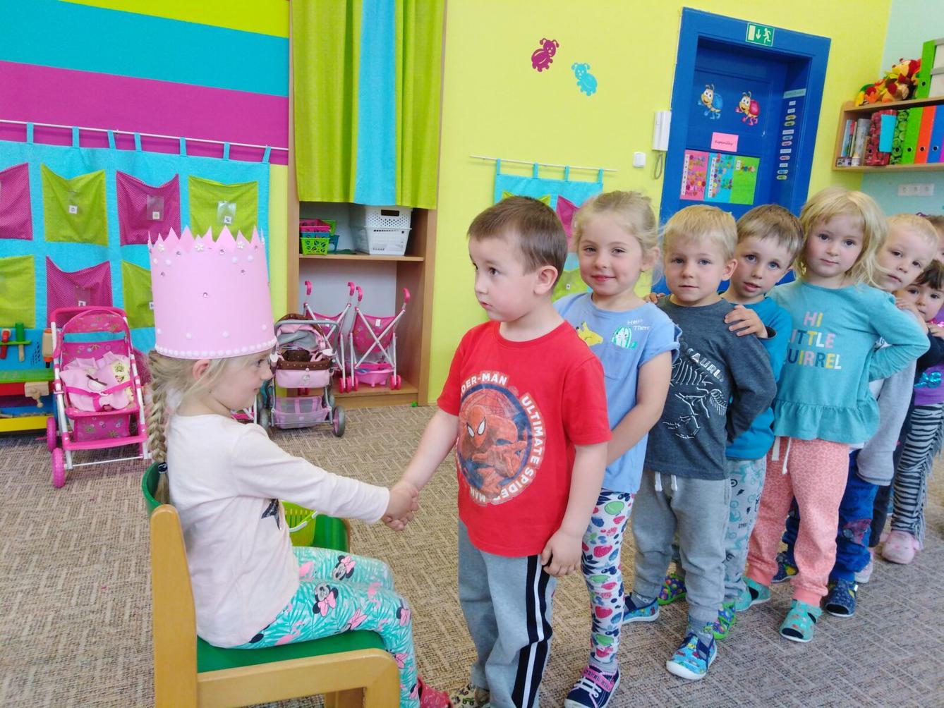 Broučci slaví: Markétka měla narozeniny - 4