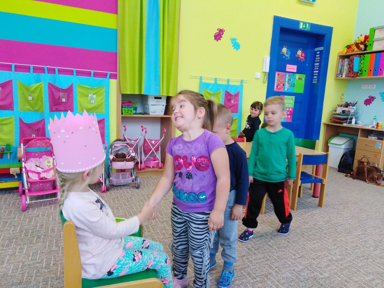 Broučci slaví: Markétka měla narozeniny - 9