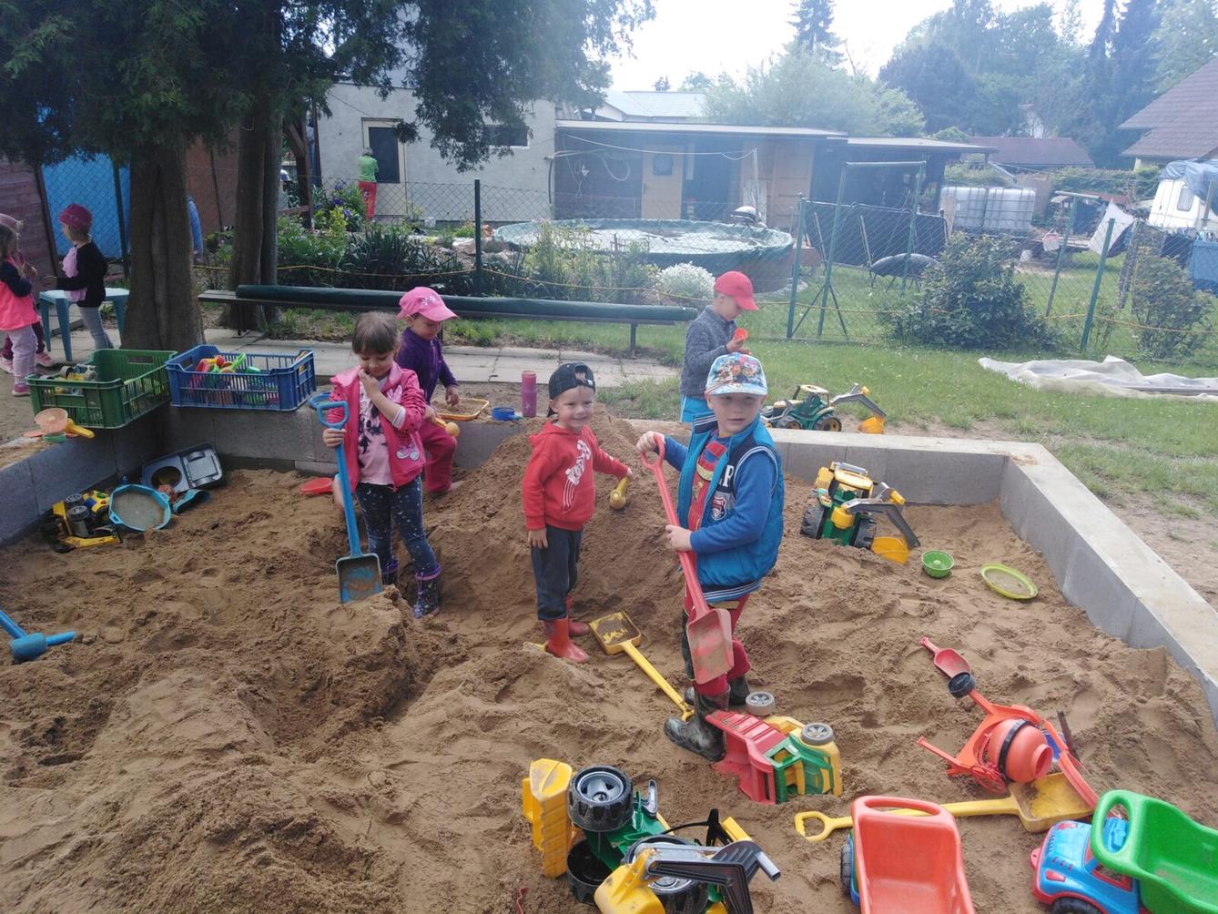 DEN DĚTÍ V MŠ:-) - 1