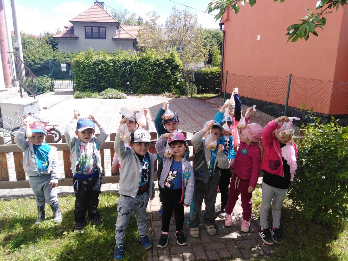 DEN DĚTÍ V MŠ:-) - 133