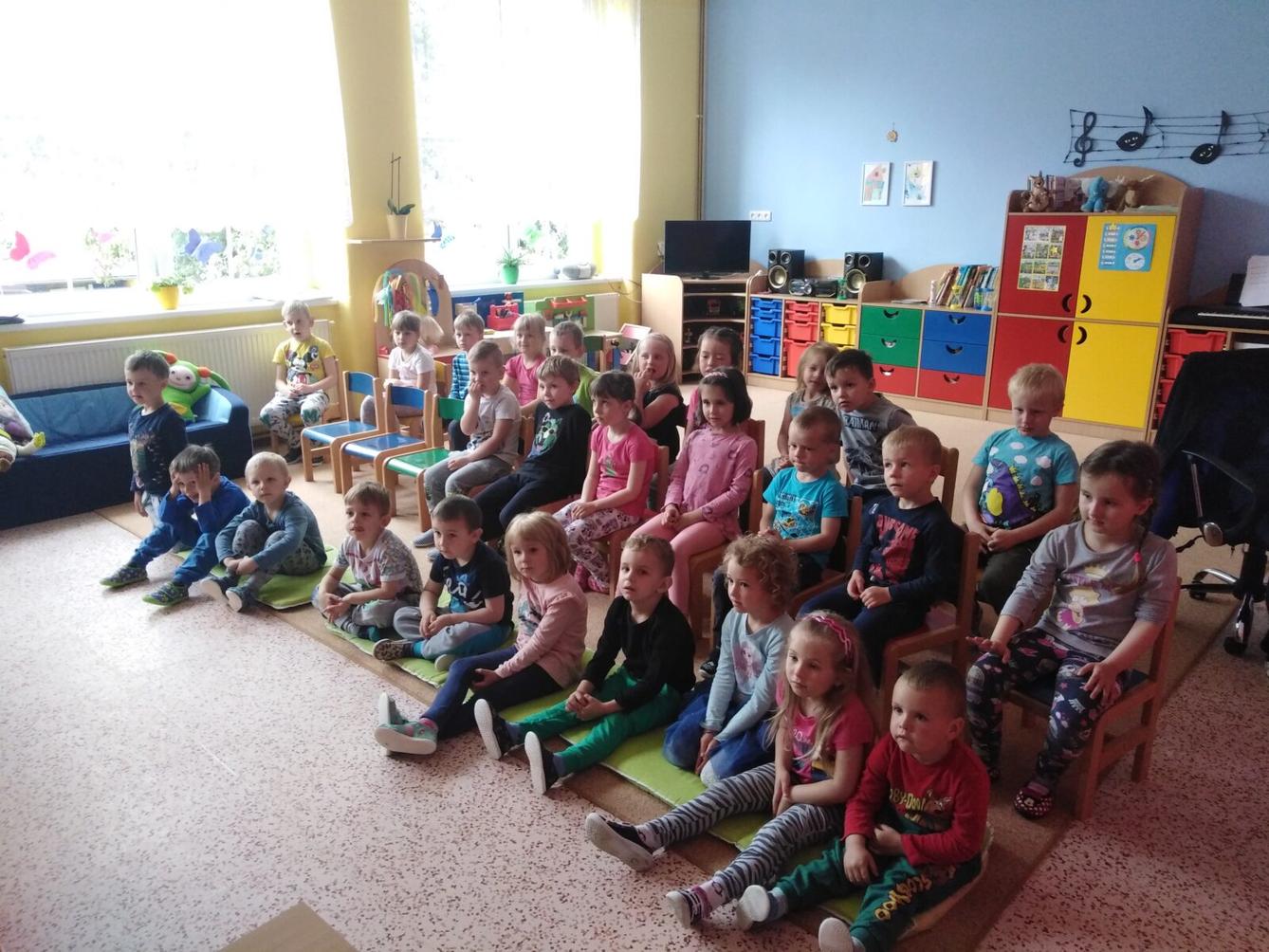 Projektový den v MŠ: "Cesta do Pravěku" - 2