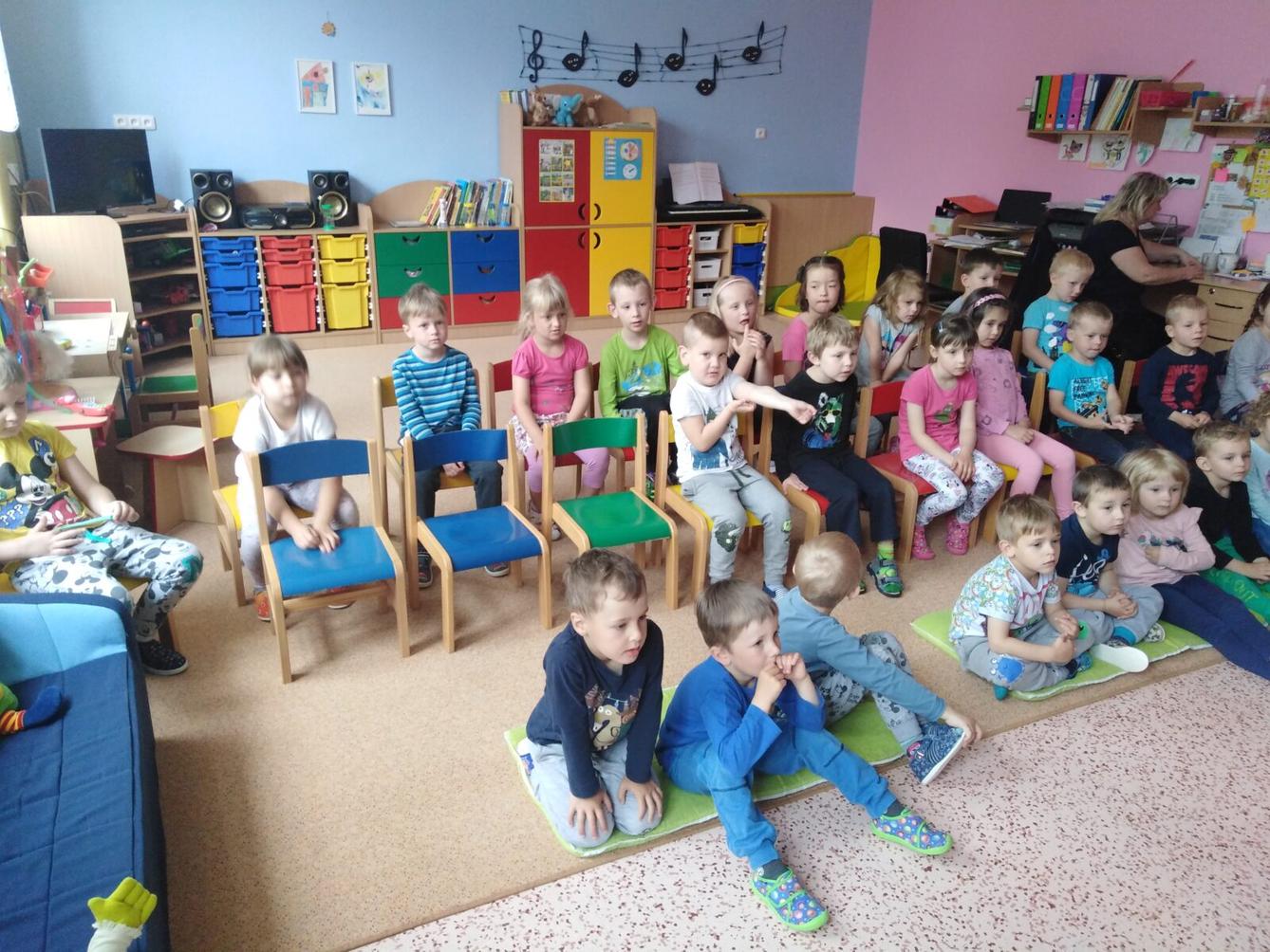 Projektový den v MŠ: "Cesta do Pravěku" - 3