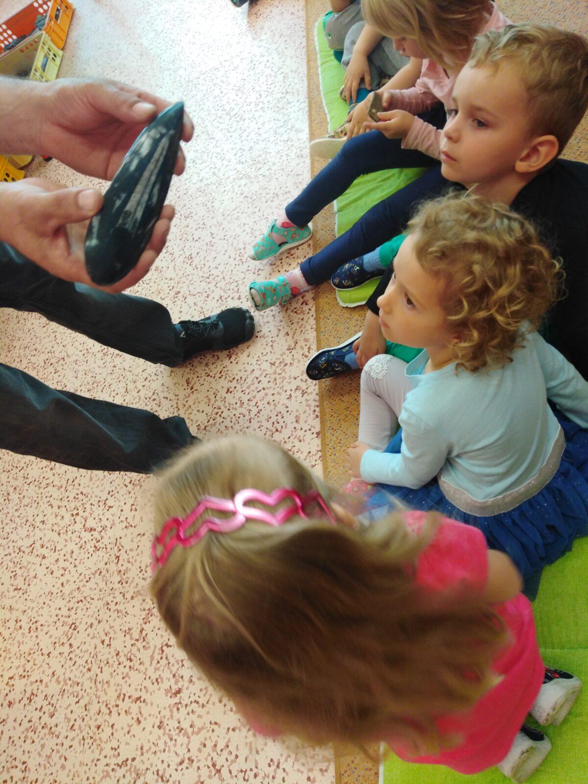 Projektový den v MŠ: "Cesta do Pravěku" - 35