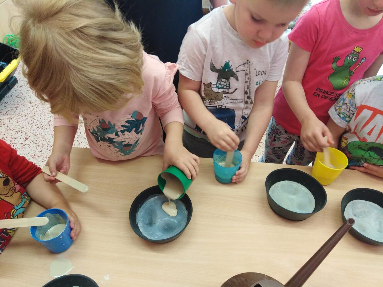 Projektový den v MŠ: "Cesta do Pravěku" - 45