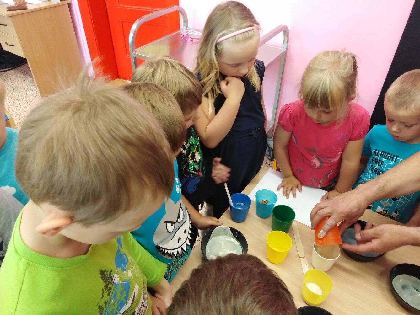 Projektový den v MŠ: "Cesta do Pravěku" - 84