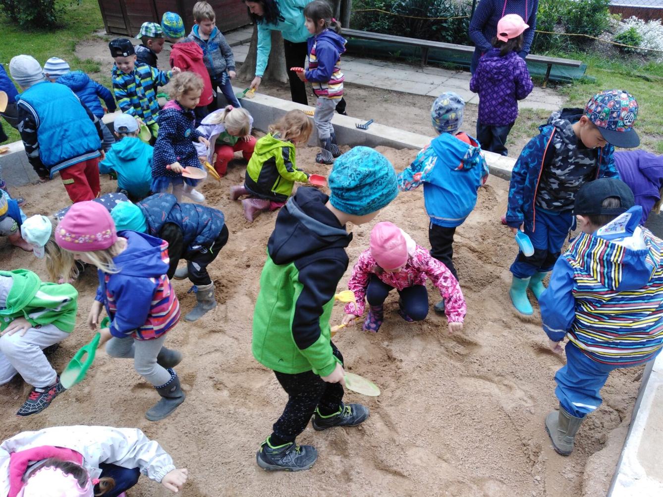 Projektový den v MŠ: "Cesta do Pravěku" - 90