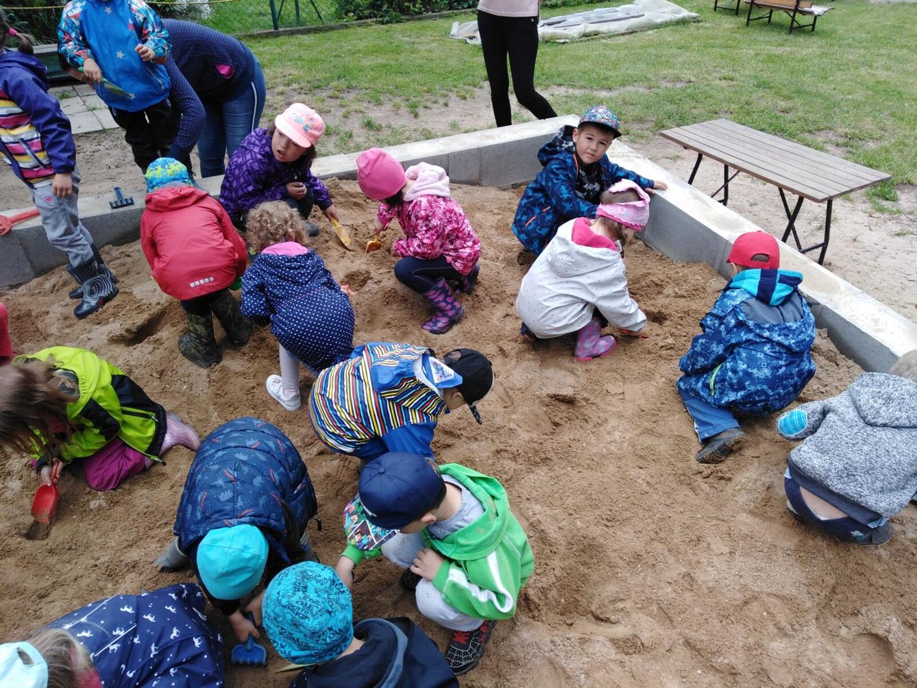 Projektový den v MŠ: "Cesta do Pravěku" - 95