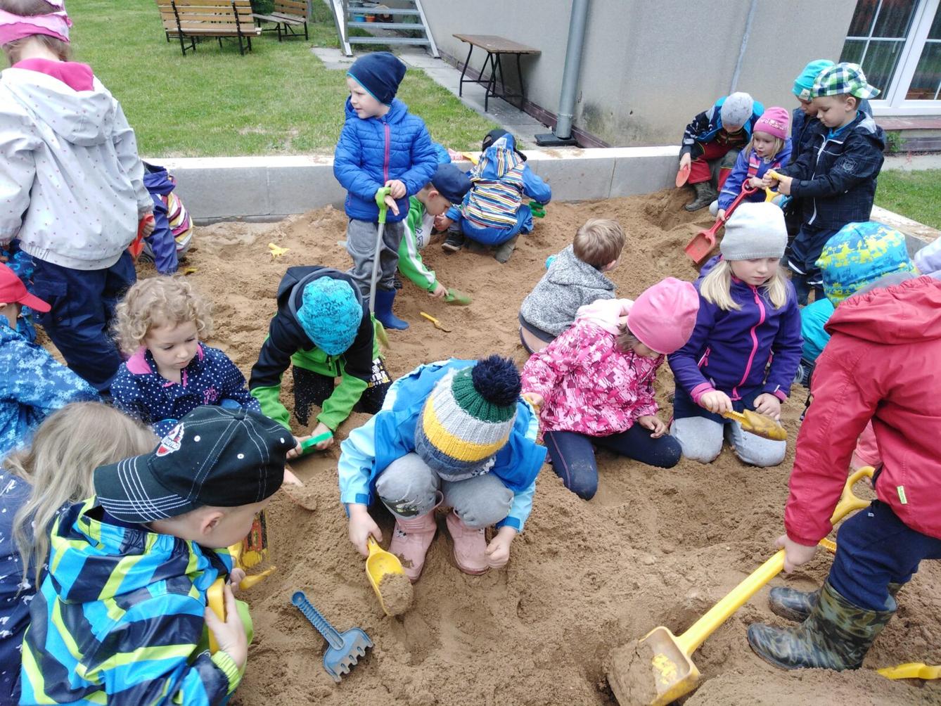 Projektový den v MŠ: "Cesta do Pravěku" - 97