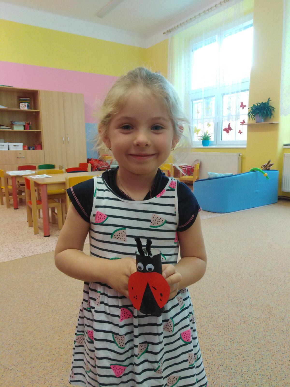 Tvoření u Broučků: "naše Beruška" - 1