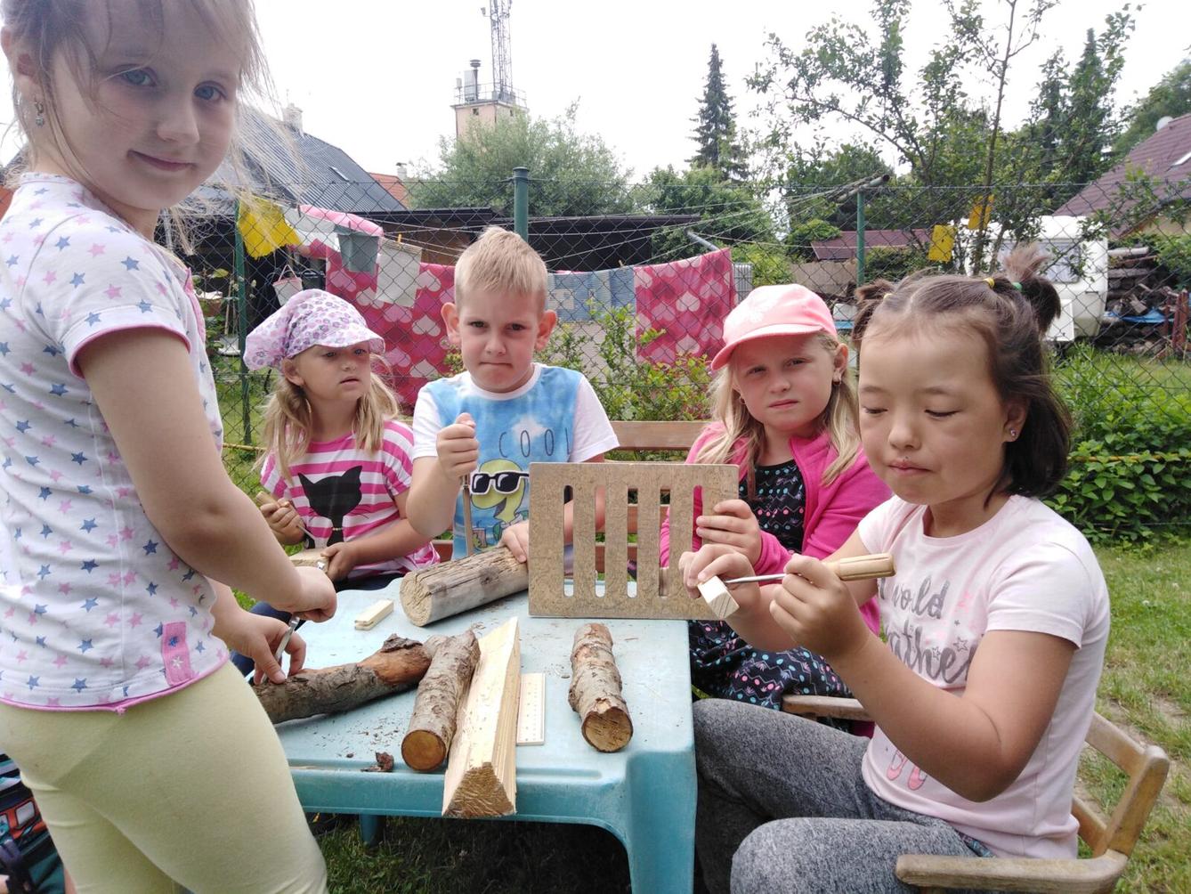 Hrajeme si na zahradě:-) - 23