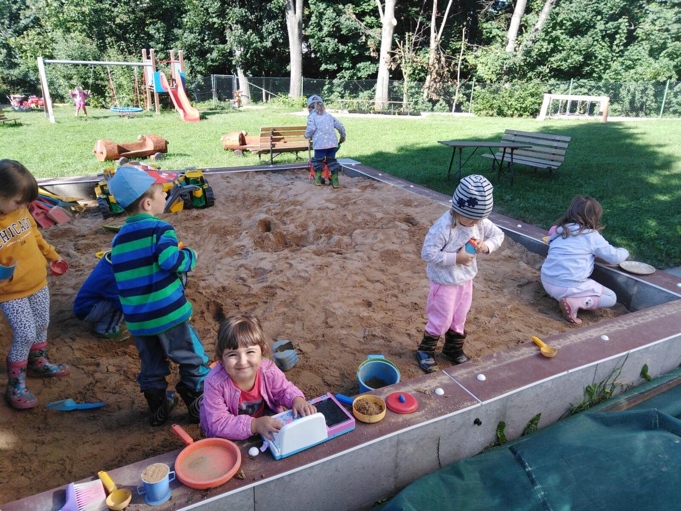 Broučci: "ve školce je prima" :-) - 20