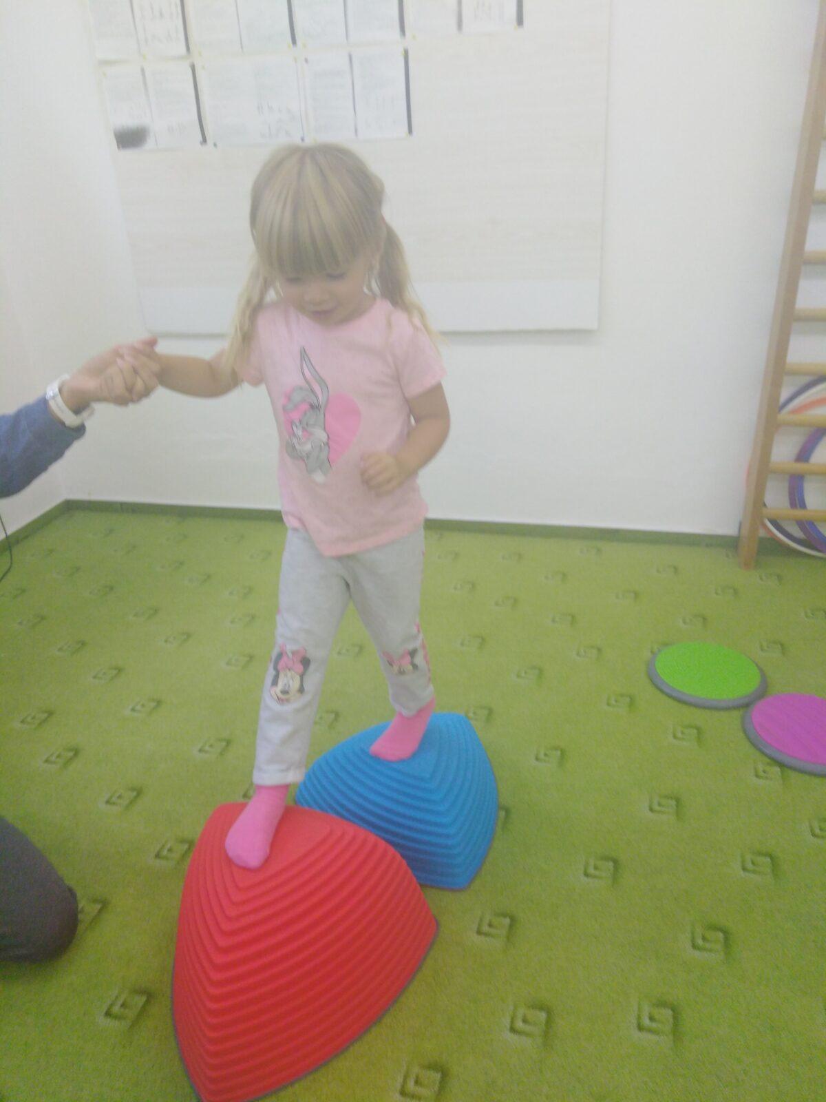 Broučci: "pracujeme a cvičíme" :-) - 30