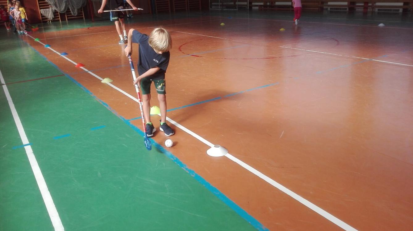 Úkazkové hodiny florbalu - 6