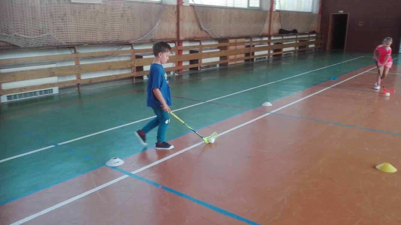 Úkazkové hodiny florbalu - 9