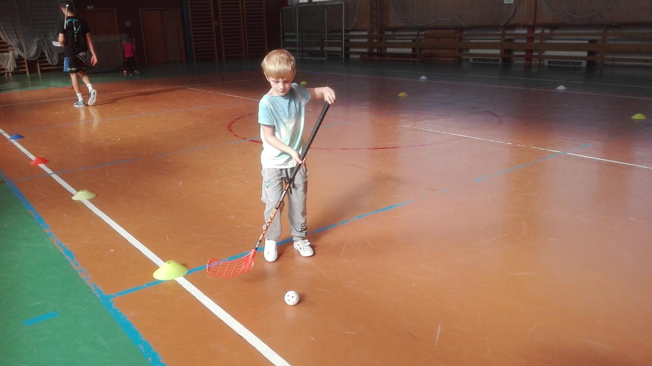 Úkazkové hodiny florbalu - 11