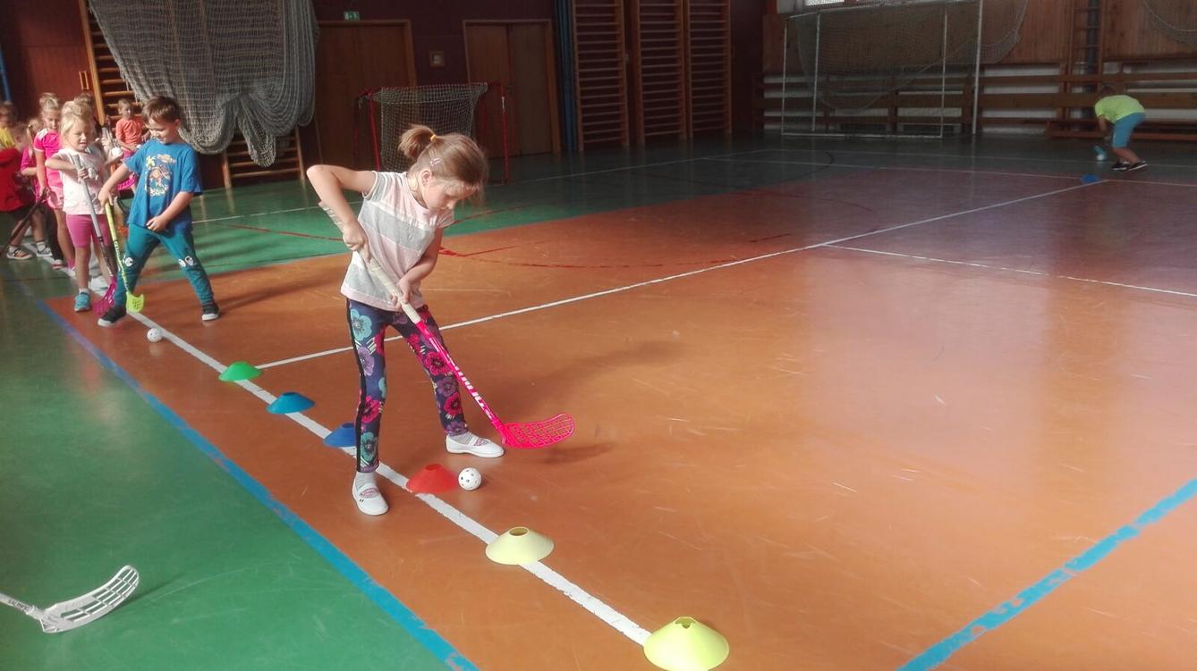 Úkazkové hodiny florbalu - 21