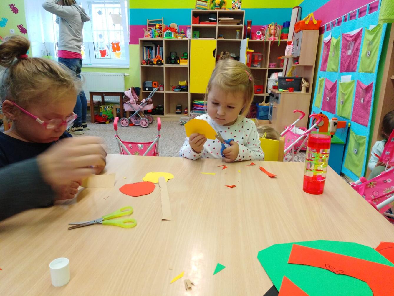 Broučci: pracujeme, vyrábíme - 5