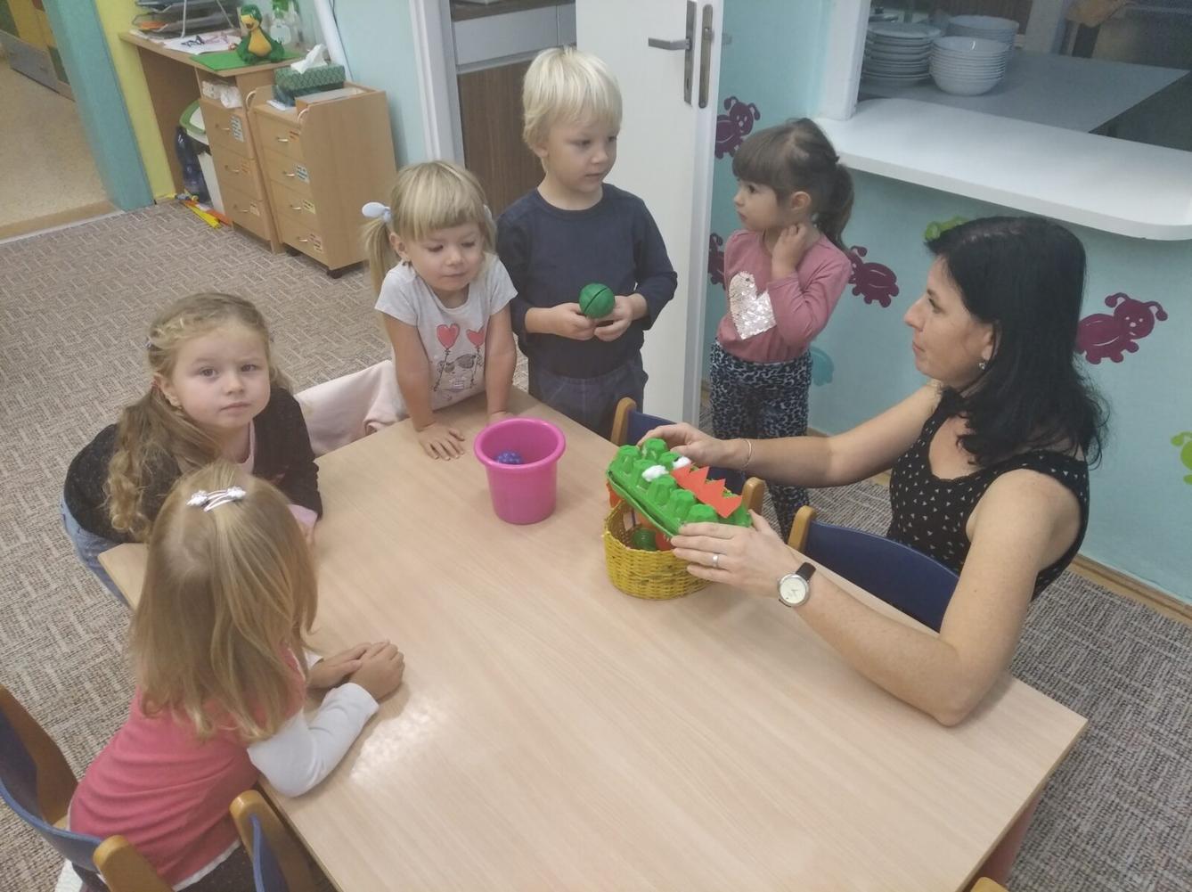 "Vyletěl si pyšný drak" - tvořeníčko, tvoření - 12