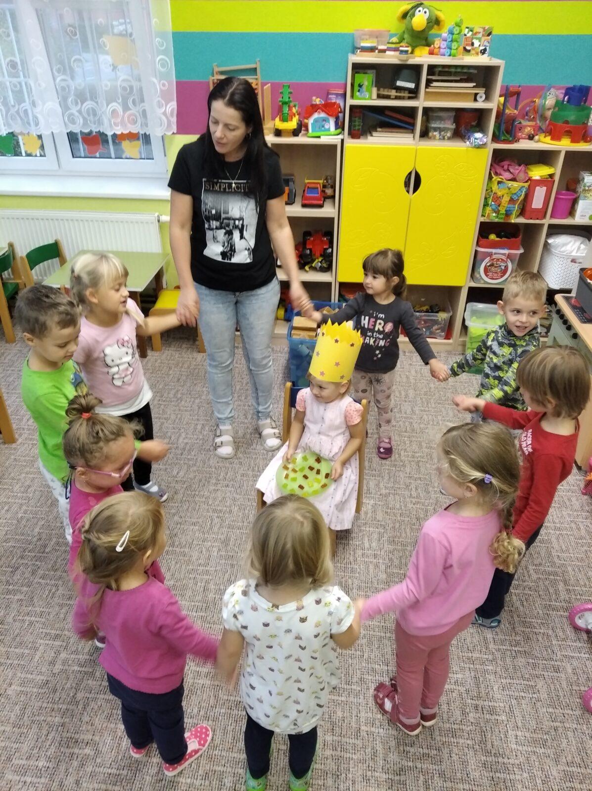 Slavíme!!! Julinka J. měla narozeniny - 1