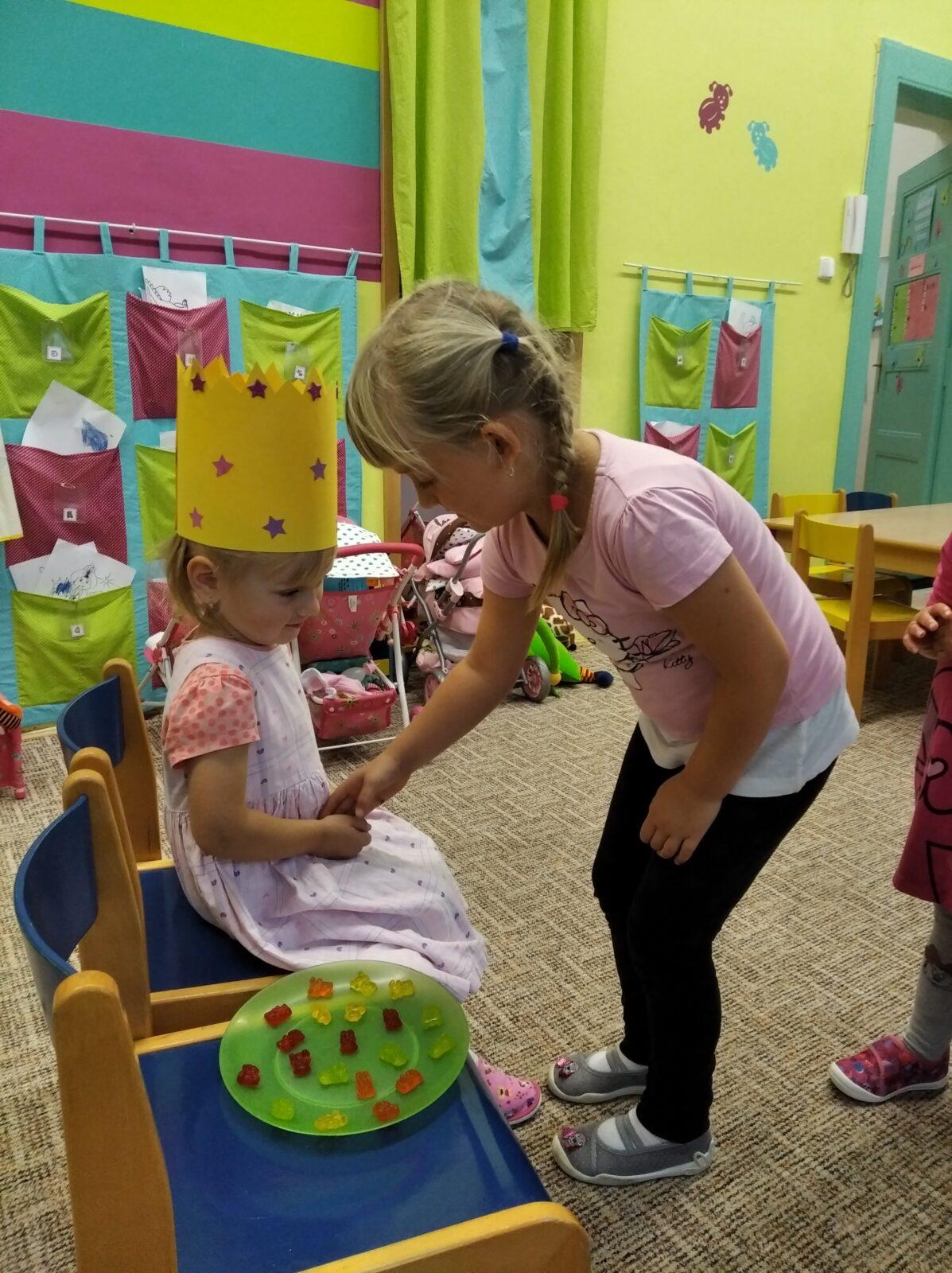 Slavíme!!! Julinka J. měla narozeniny - 3