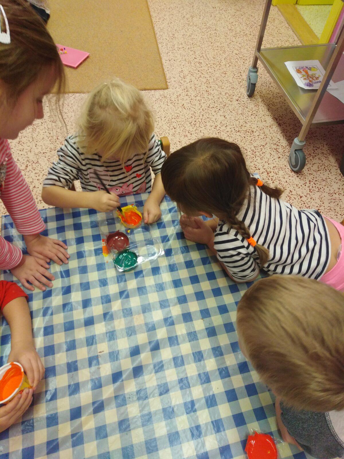 Čarujeme s barvičkami - 4