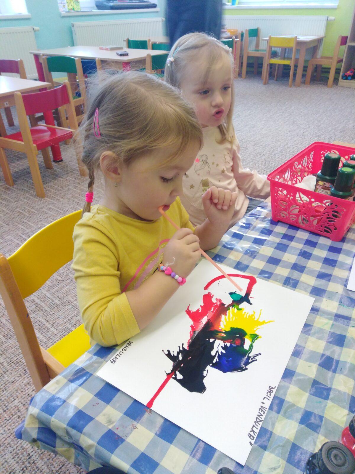 Broučci: "zdraví x nemoc" aneb "když Alenka stůně" - 13