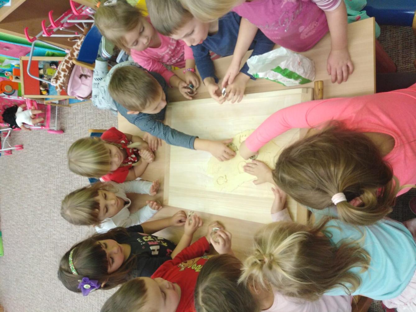 Broučci: pečeme linecké cukroví:-) - 3