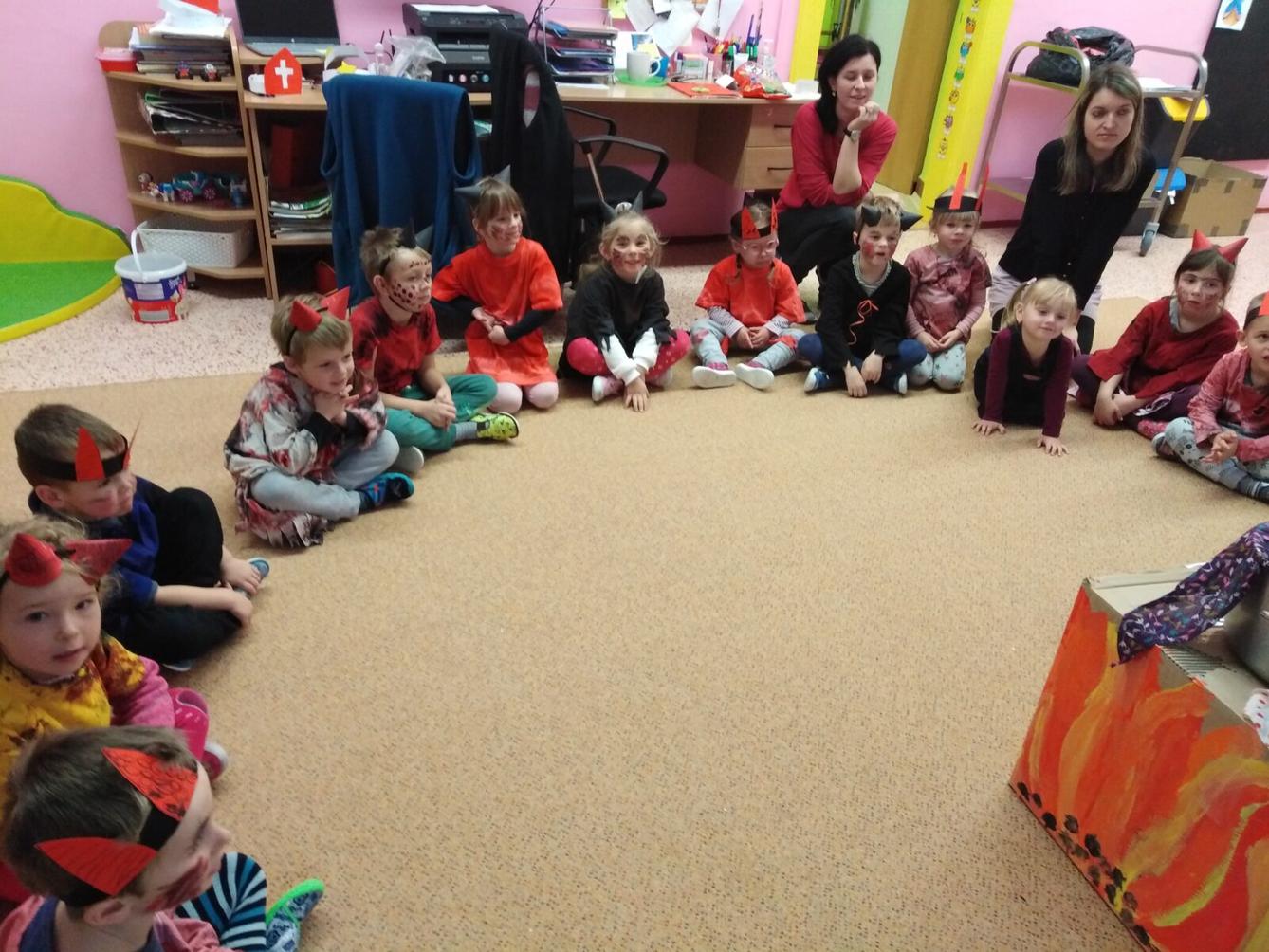 Návštěva ČERTA, MIKULÁŠE A ANDÍLKA v MŠ - 3