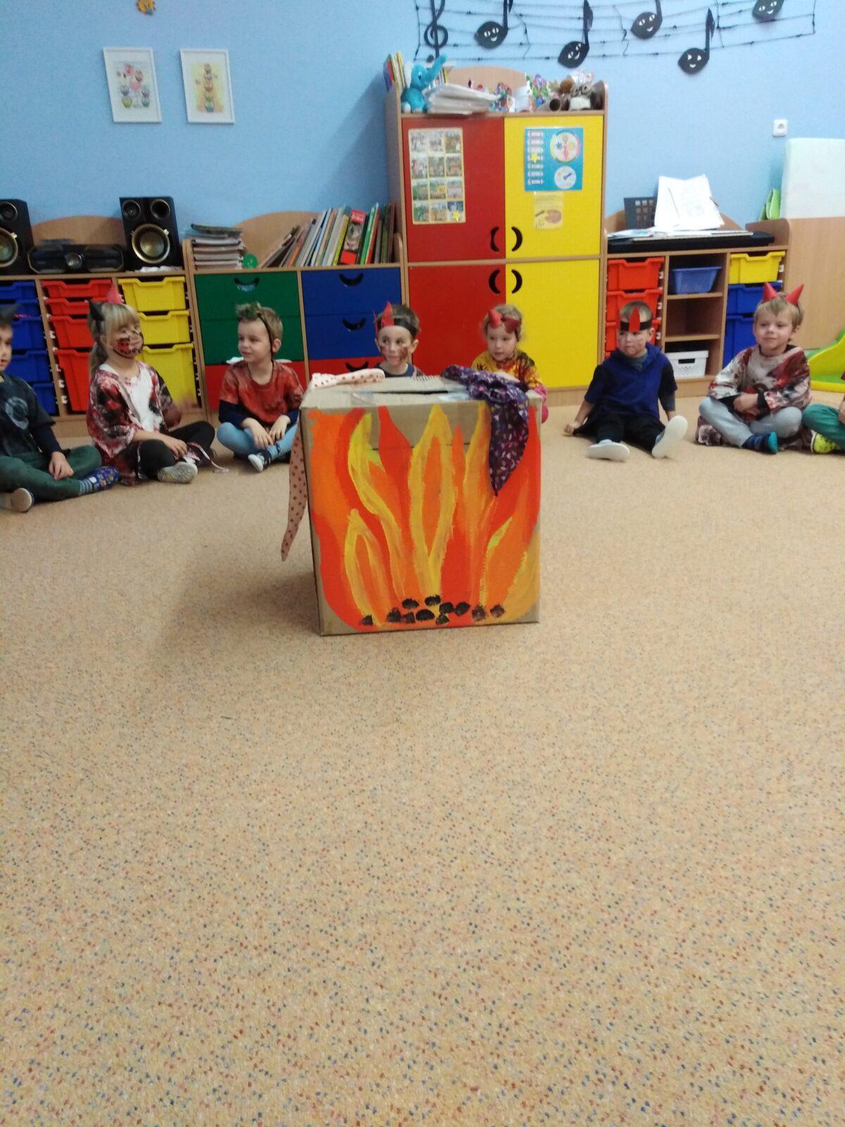 Návštěva ČERTA, MIKULÁŠE A ANDÍLKA v MŠ - 6