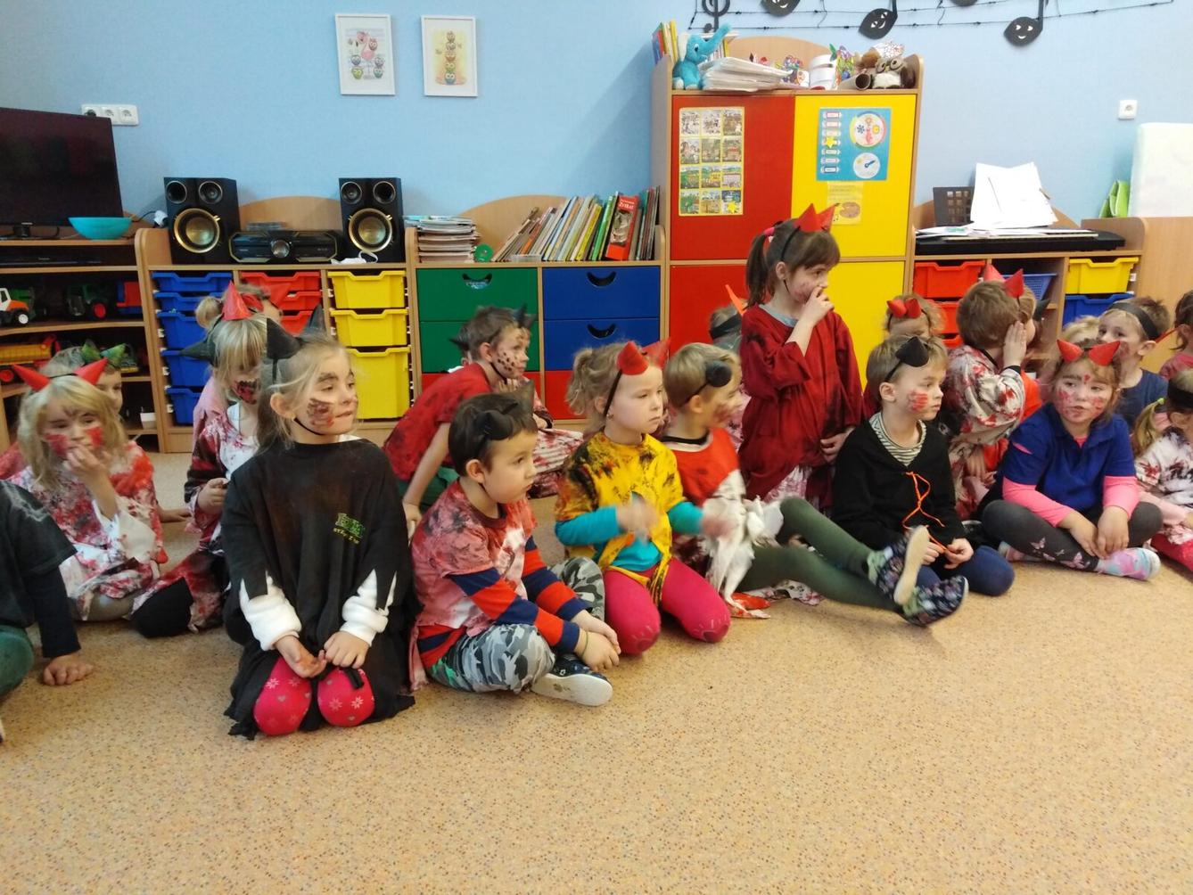 Návštěva ČERTA, MIKULÁŠE A ANDÍLKA v MŠ - 29
