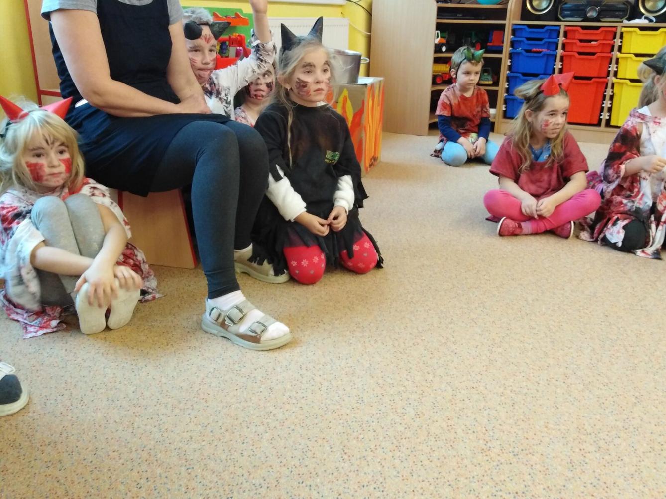 Návštěva ČERTA, MIKULÁŠE A ANDÍLKA v MŠ - 39