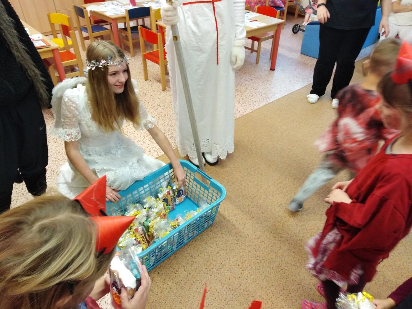 Návštěva ČERTA, MIKULÁŠE A ANDÍLKA v MŠ - 47