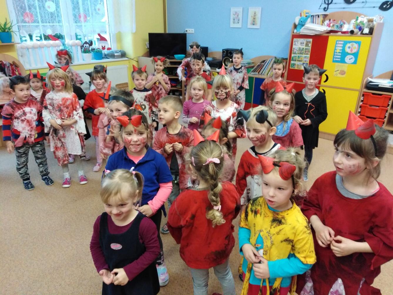 Návštěva ČERTA, MIKULÁŠE A ANDÍLKA v MŠ - 55