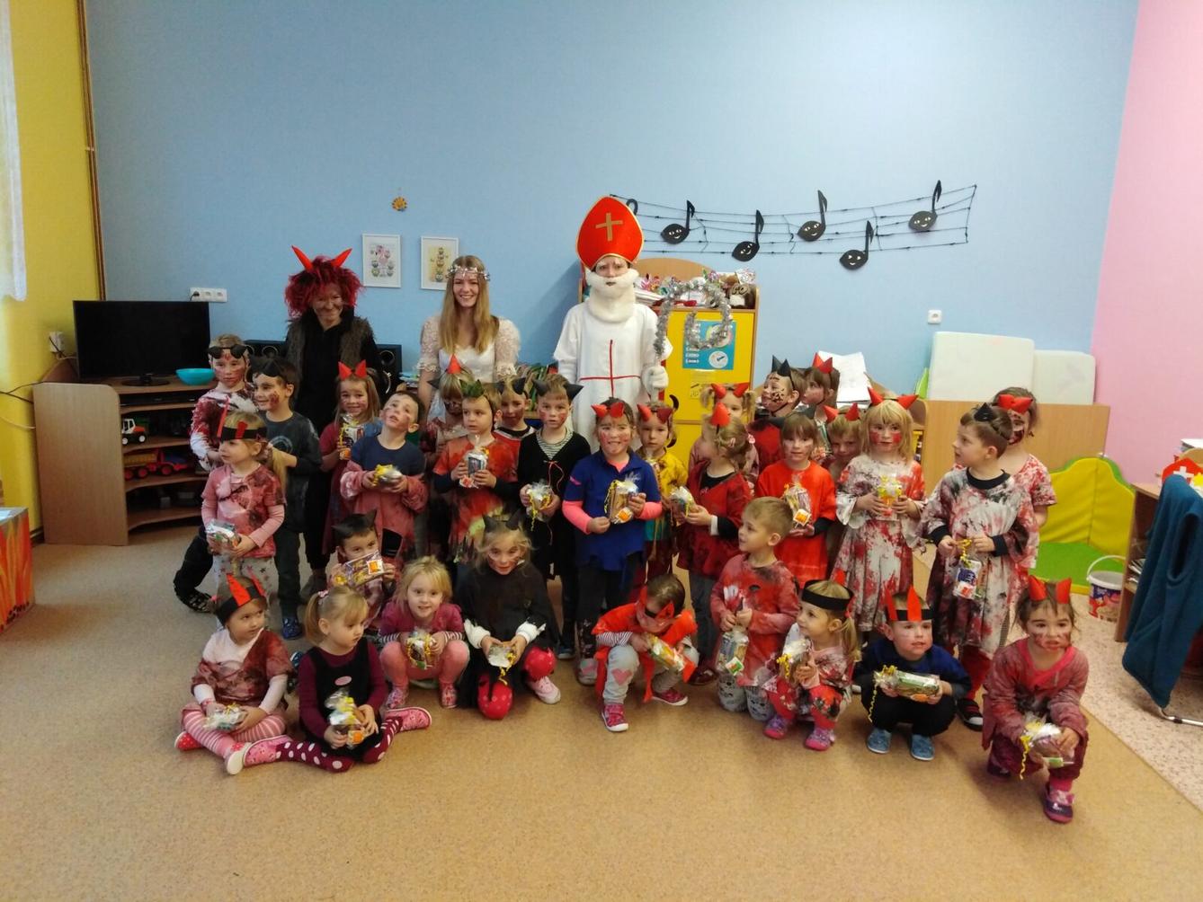 Návštěva ČERTA, MIKULÁŠE A ANDÍLKA v MŠ - 60