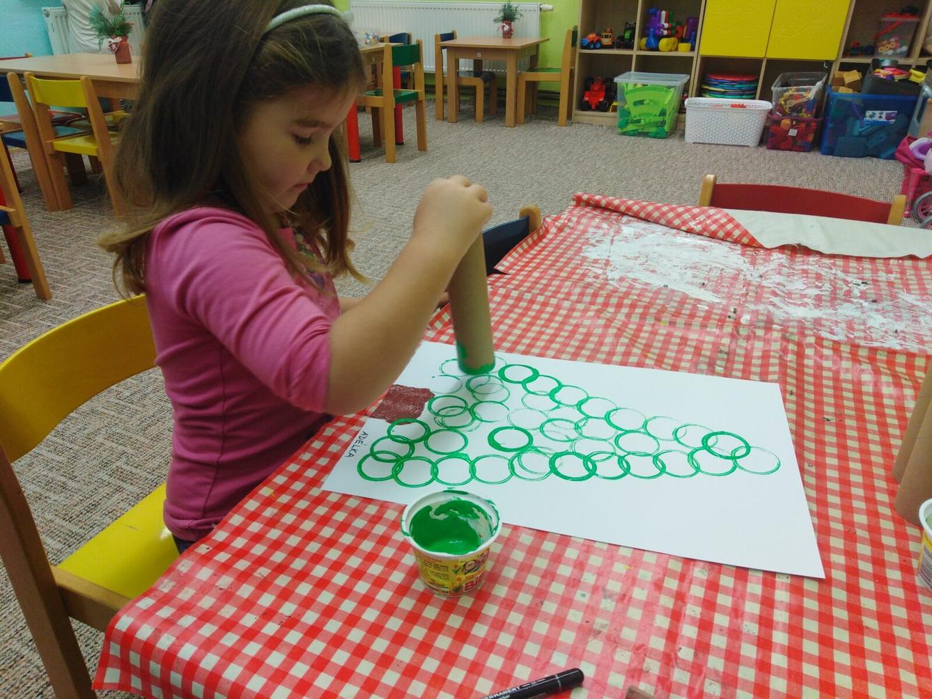 Broučci: Tvořeníčko, tvoření: "Odkud jsi vánoční stromečku?" - 1