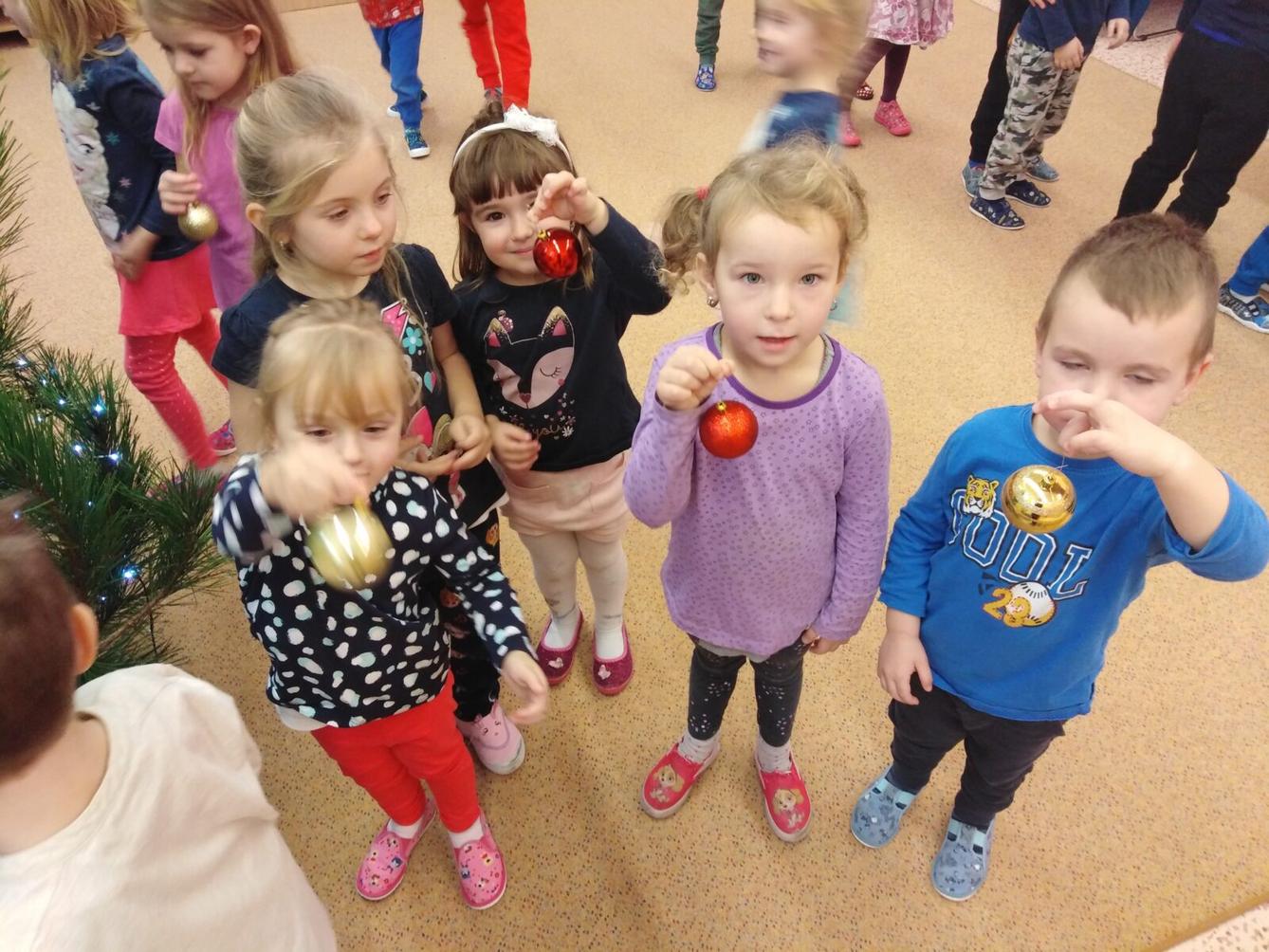 Zdobíme stromeček - 9