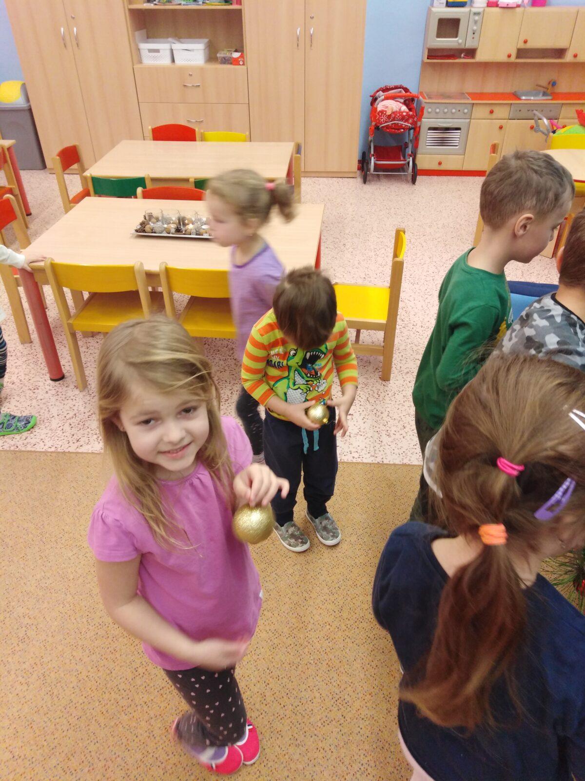 Zdobíme stromeček - 14