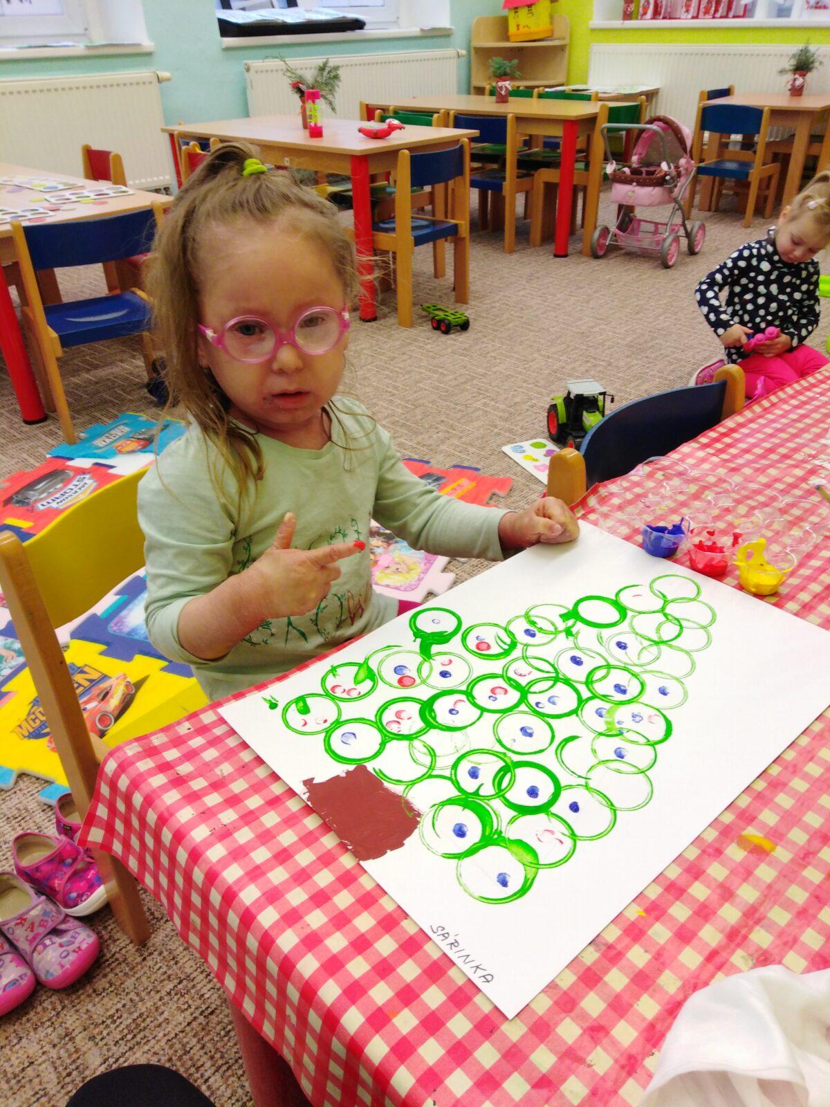 Broučci: Tvořeníčko, tvoření: "Odkud jsi vánoční stromečku?" - 24